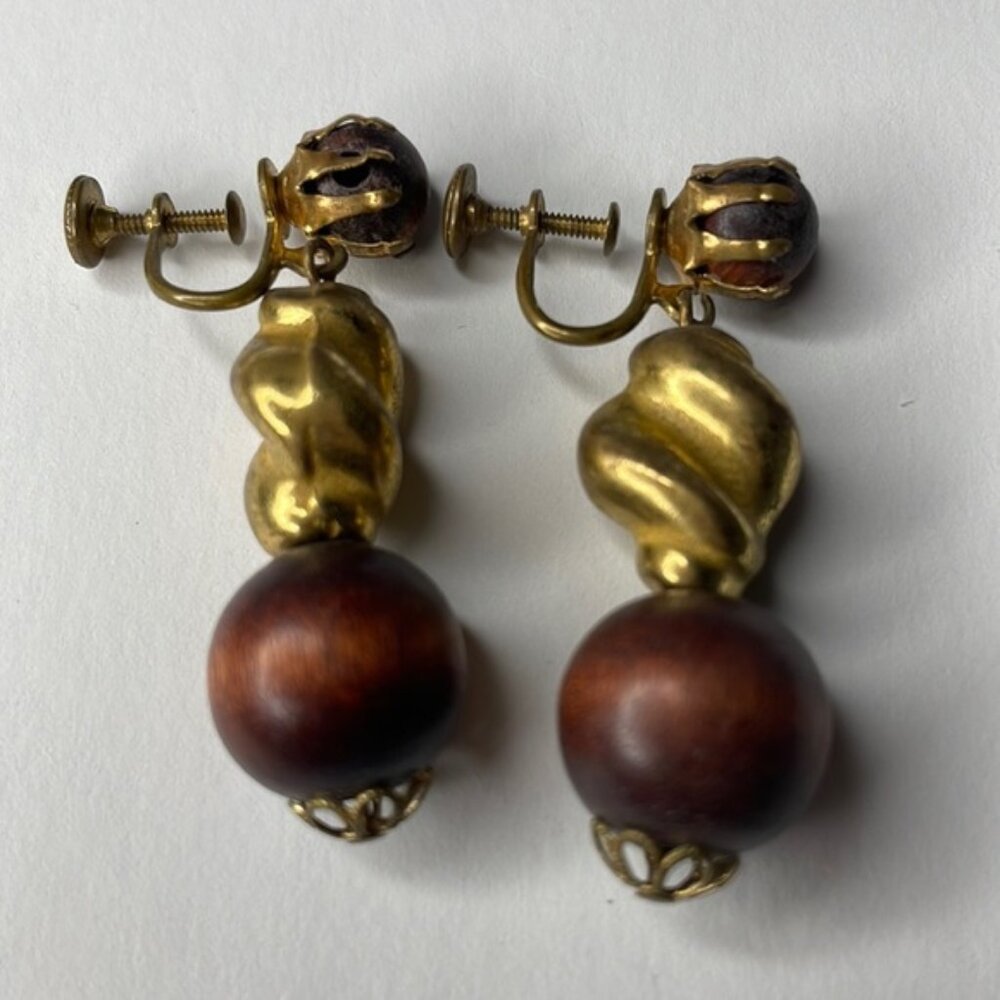 Screw Back Lever Back Clip-on Earrings